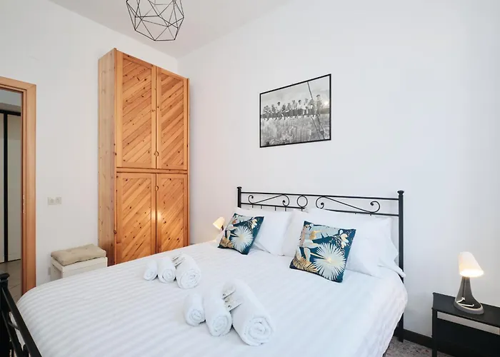 Tuscolana Station - 10 Minutes From Metro A Apartment