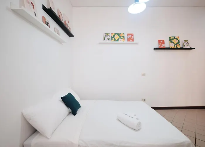 Tuscolana Station - 10 Minutes From Metro A Apartment *