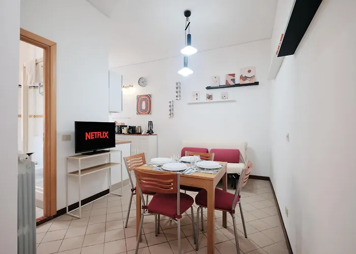 Tuscolana Station - 10 Minutes From Metro A Apartment *