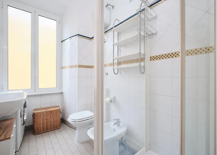Tuscolana Station - 10 Minutes From Metro A Apartment Rom