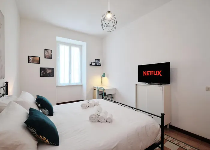 Tuscolana Station - 10 Minutes From Metro A Apartment